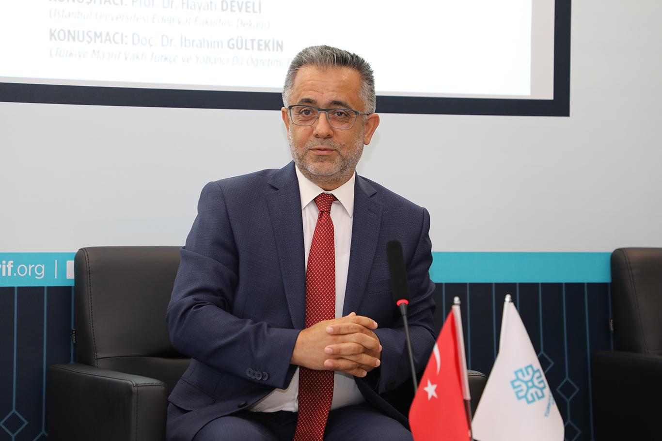 Prof. Dr. Hayati Develi: “İslam medeniyetinden 200 yıldır uzaklaştık” Prof. Dr. Hayati Develi: “İslam medeniyetinden 200 yıldır uzaklaştık”